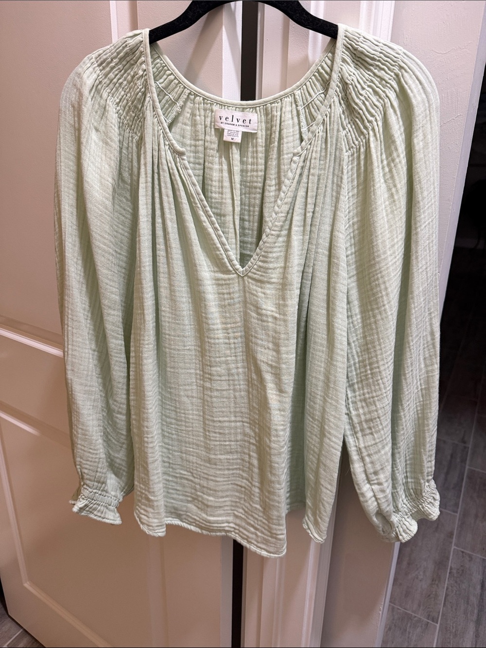 Velvet by Graham & Spencer Mint Green Gauze Peasant Top